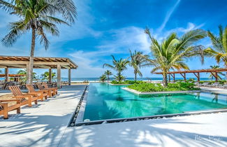 Foto 1 - Marea Beachfront Villas