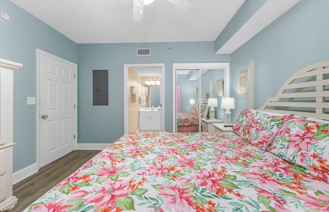 Majestic Beach Resort by Book That Condo - Foto 37