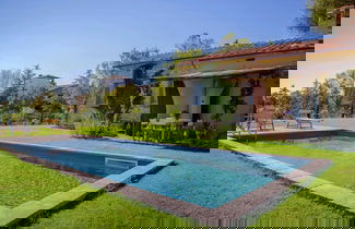 Photo 1 - 4 Person Villa with Private Swimming Pool & Garden in Lovely Surroundings near Cortona