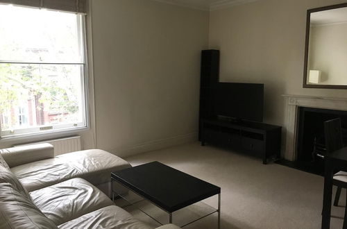 Foto 13 - Beautiful one bedroom in Kensington