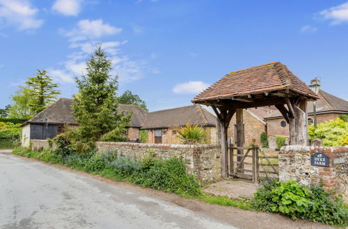 Foto 1 - Dyke Farm Barn | By Huluki Sussex Stays