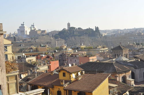 Photo 53 - Window on Rome