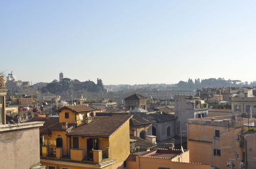 Photo 49 - Window on Rome