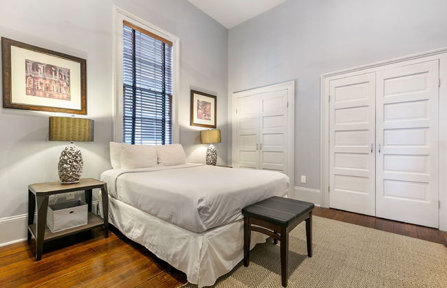 Modern 1-BD Near French Quarter | Walk to Superdome - Photo 3