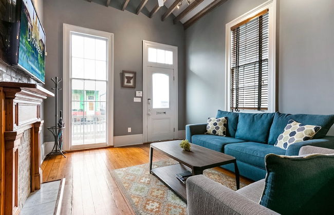 Modern 1-BD Near French Quarter | Walk to Superdome - Photo 10