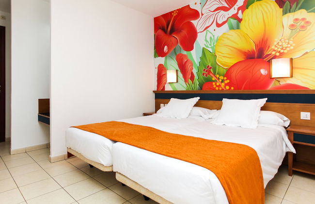 Palm Garden Apartments - Foto 12