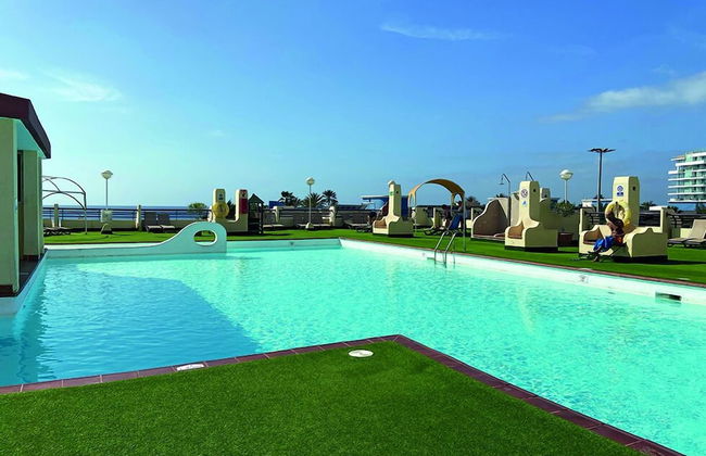 Palm Garden Apartments - Foto 16