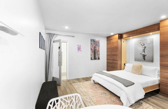 Modern Designer Studio with Pool - Foto 14