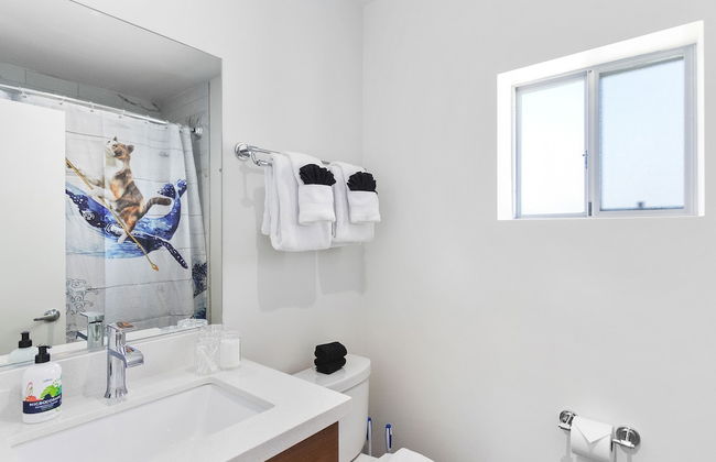Modern Designer Studio with Pool - Foto 33
