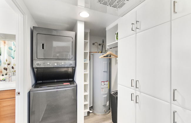Modern Designer Studio with Pool - Foto 20