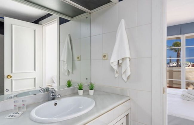 Apartment - 2 Bedrooms with WiFi and Sea views - 107883 - Photo 15