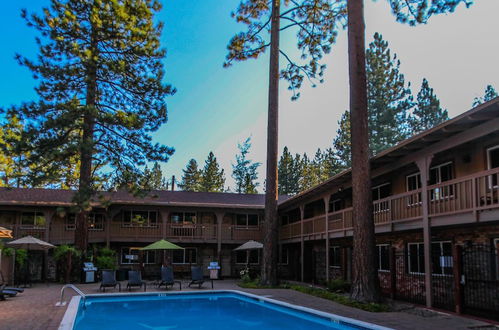 Photo 18 - The Lodge at Lake Tahoe by VRI Americas