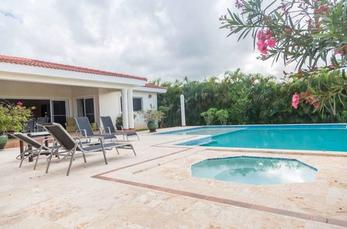 Photo 13 - New Villa With Infinity Pool