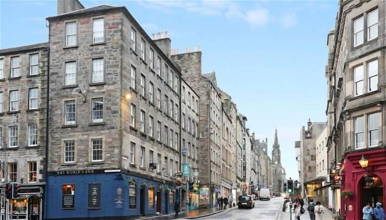 Foto 1 - Newly Refurbished Apartment on the Historic Royal Mile