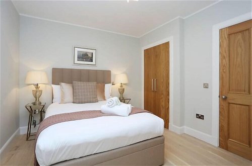 Photo 3 - Newly Refurbished Apartment on the Historic Royal Mile