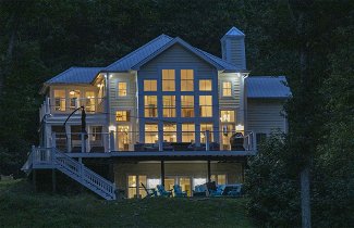 Photo 1 - Modern Farmhouse Style Chalet with amazing Kentucky Lake views - Dock, Hottub and Firepit