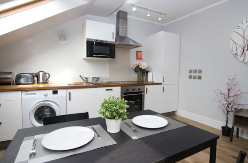 Photo 24 - Westciti Croydon Serviced Apartments