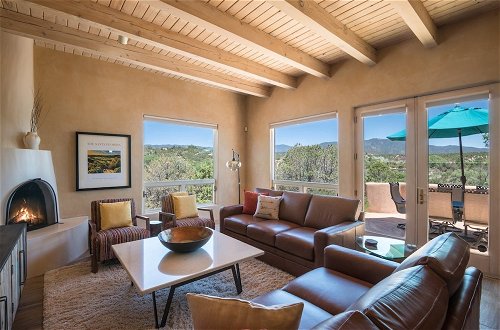 Photo 12 - Valle Del Sol - Unbeatable Views, Spacious Luxury Home, Impeccable Furnishings