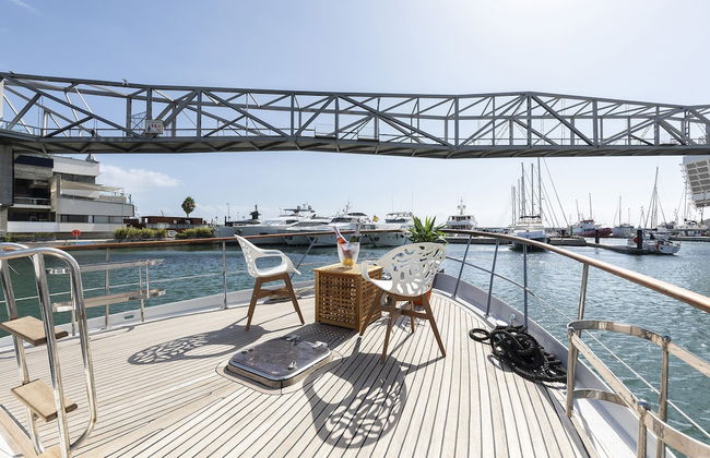 Luxury Boat in Port Forum - Foto 24