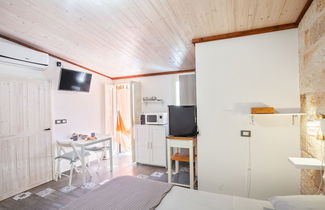 Photo 3 - Tiny House 19 Terrace Aparment