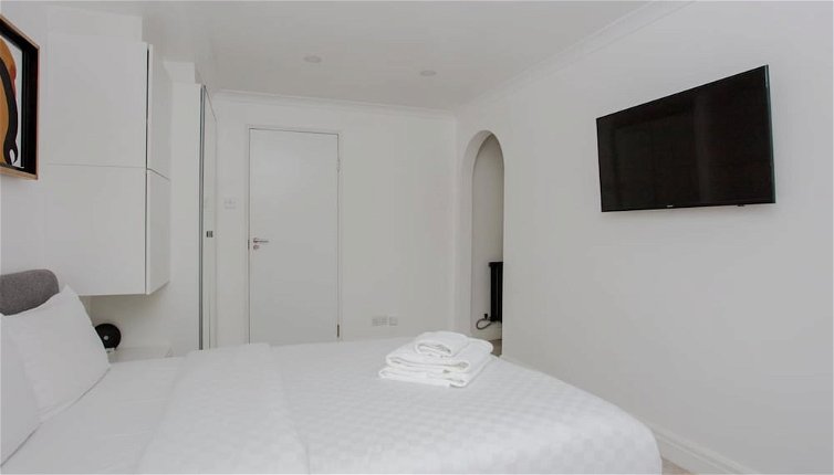Photo 1 - Homely 2 Bedroom Apartment in Maida Vale