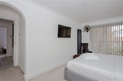 Photo 4 - Homely 2 Bedroom Apartment in Maida Vale