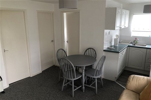 Photo 9 - Inviting 2-bed Apartment in Hemsby