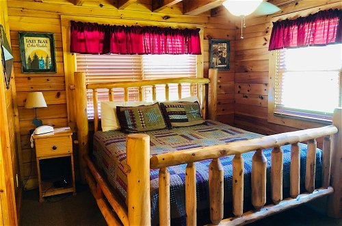 Foto 4 - Creekside Dreams - One Bedroom Cabin