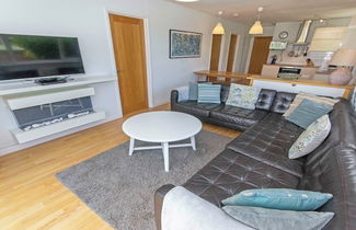 Photo 3 - Swallows Croyde 3 Bedrooms, Sleeps 6, Beach Chalet