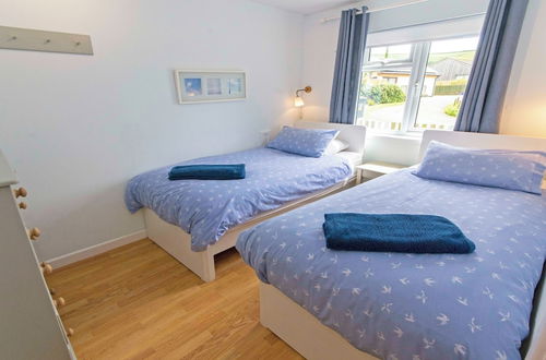 Foto 4 - Swallows Croyde 3 Bedrooms, Sleeps 6, Beach Chalet