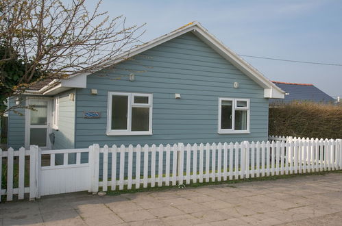 Photo 13 - Swallows Croyde 3 Bedrooms, Sleeps 6, Beach Chalet