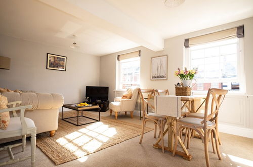 Photo 1 - The Flat - Luxurious Apartment in Central Bridport