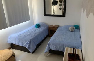 Photo 3 - JUUB Acapulco, Exclusive Beachfront Apartment