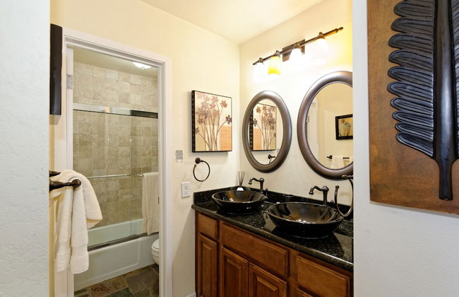 The Crestwood Condominiums - Foto 31