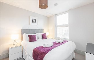 Foto 3 - Roomspace Apartments -The Quadrant