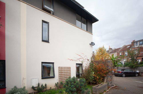 Photo 27 - Special 3 Bedroom Townhouse With Parking in Bristol