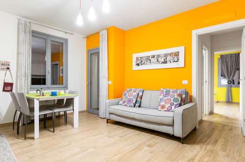 Photo 8 - Colorful Boccaccio Apartment