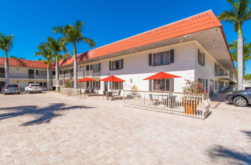 Photo 27 - Hibiscus Suites - Gateway to Siesta Key