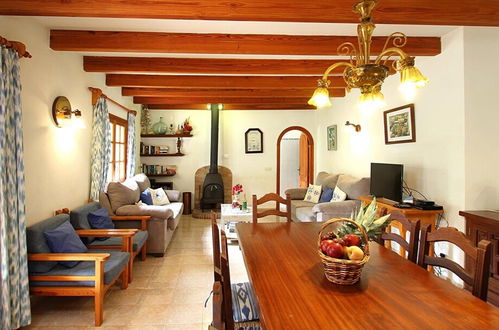 Photo 14 - Villa - 4 Bedrooms with Pool and WiFi - 108753