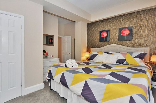 Photo 4 - CH6 Beautiful Fully Furnished 2BR King Beds