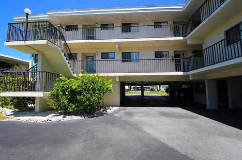 Photo 51 - Anna Maria Island Bridge Port Beach Resort