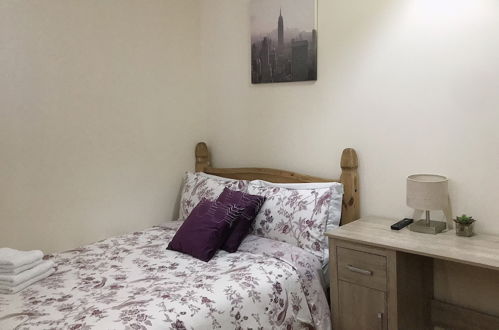 Photo 3 - Charming 2-bedrooms City Centre Apartment-no Party