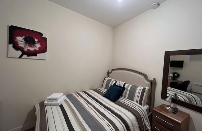 Charming 2-bedrooms City Centre Apartment-no Party - Foto 7