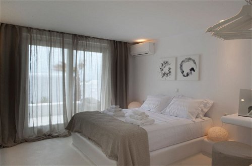 Photo 3 - Suite Ruby one Bedroom Suite With Shared Pool in Agia Sofia