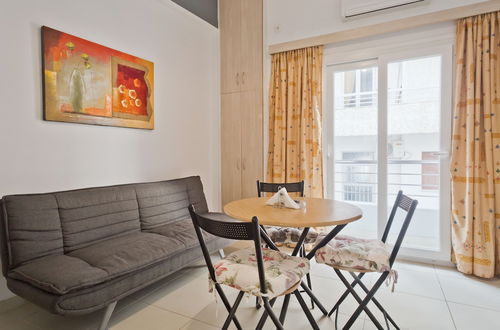 Photo 1 - City Center Apartment