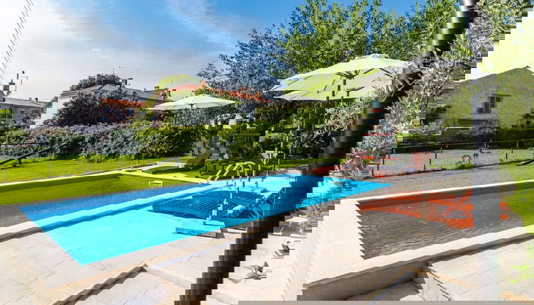 Foto 1 - Apartment With Private Pool in Pula