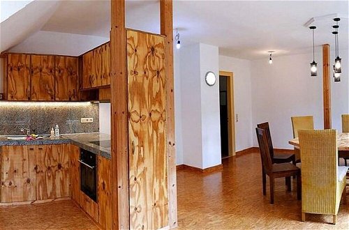 Photo 5 - Charming Flat on two Floors in a Villa With a Park in Grossschirma