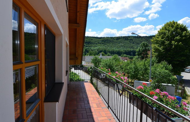 Apartment With Private Terrace in Prunn - Photo 17