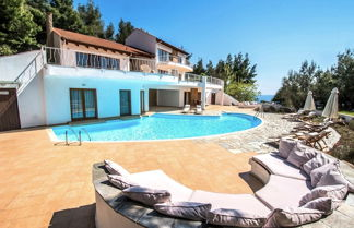 Foto 1 - halu! Luxury Villa with Private Pool