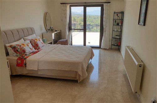 Foto 4 - Tranquility is a Four Bedroom Villa in Girne